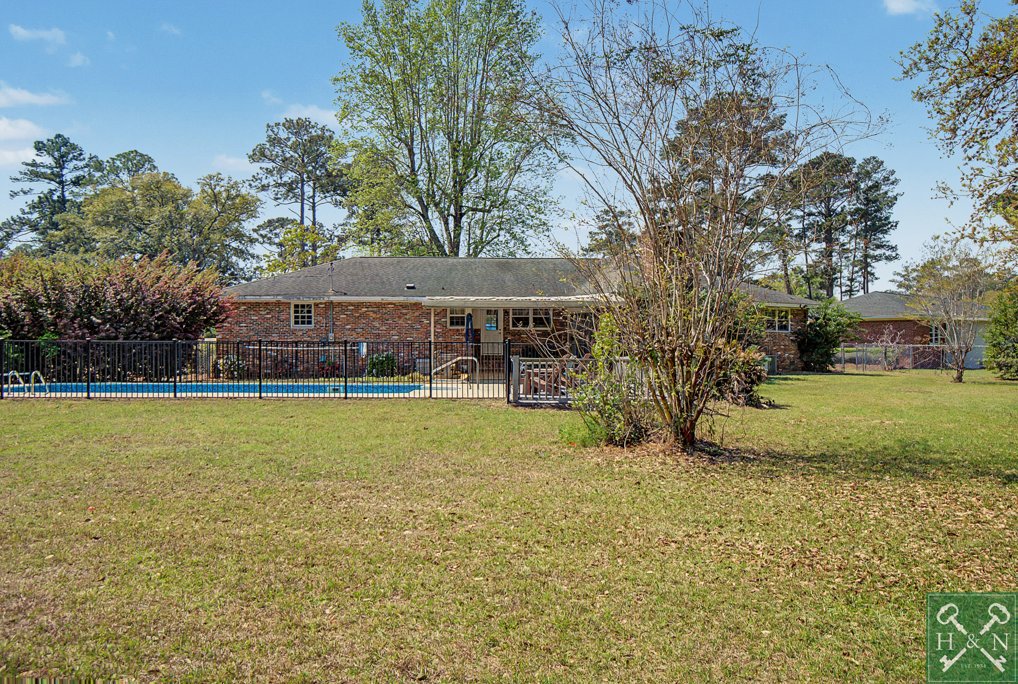 417 Poinciana dr -40