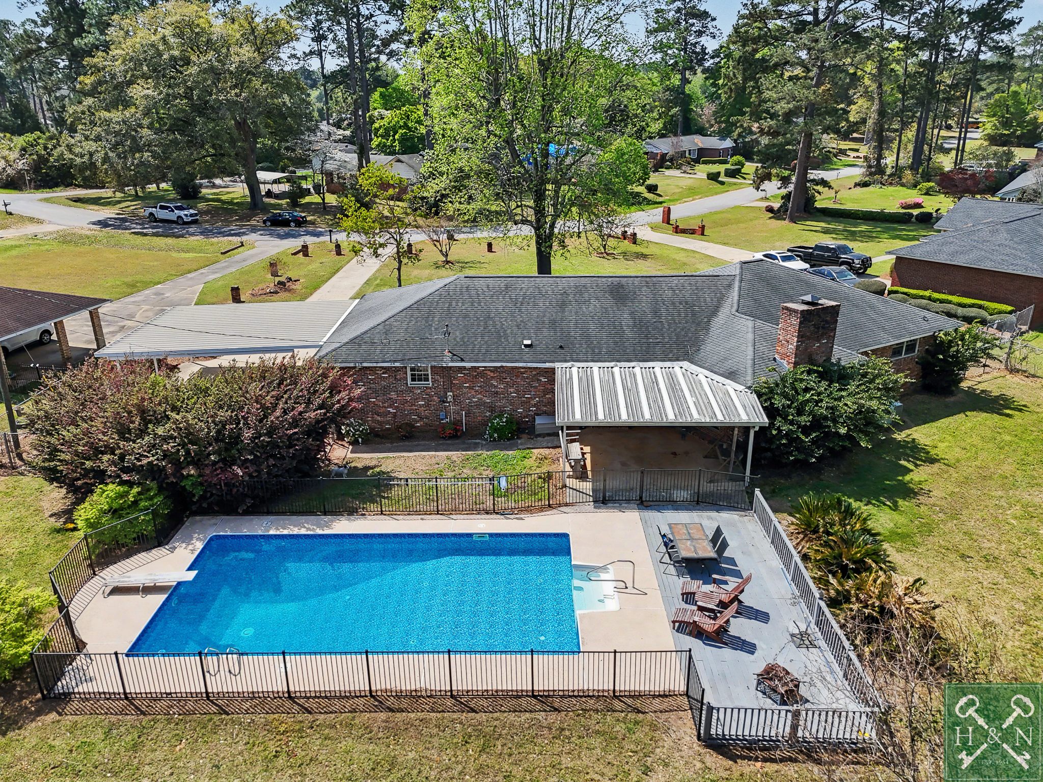 417 Poinciana dr -49