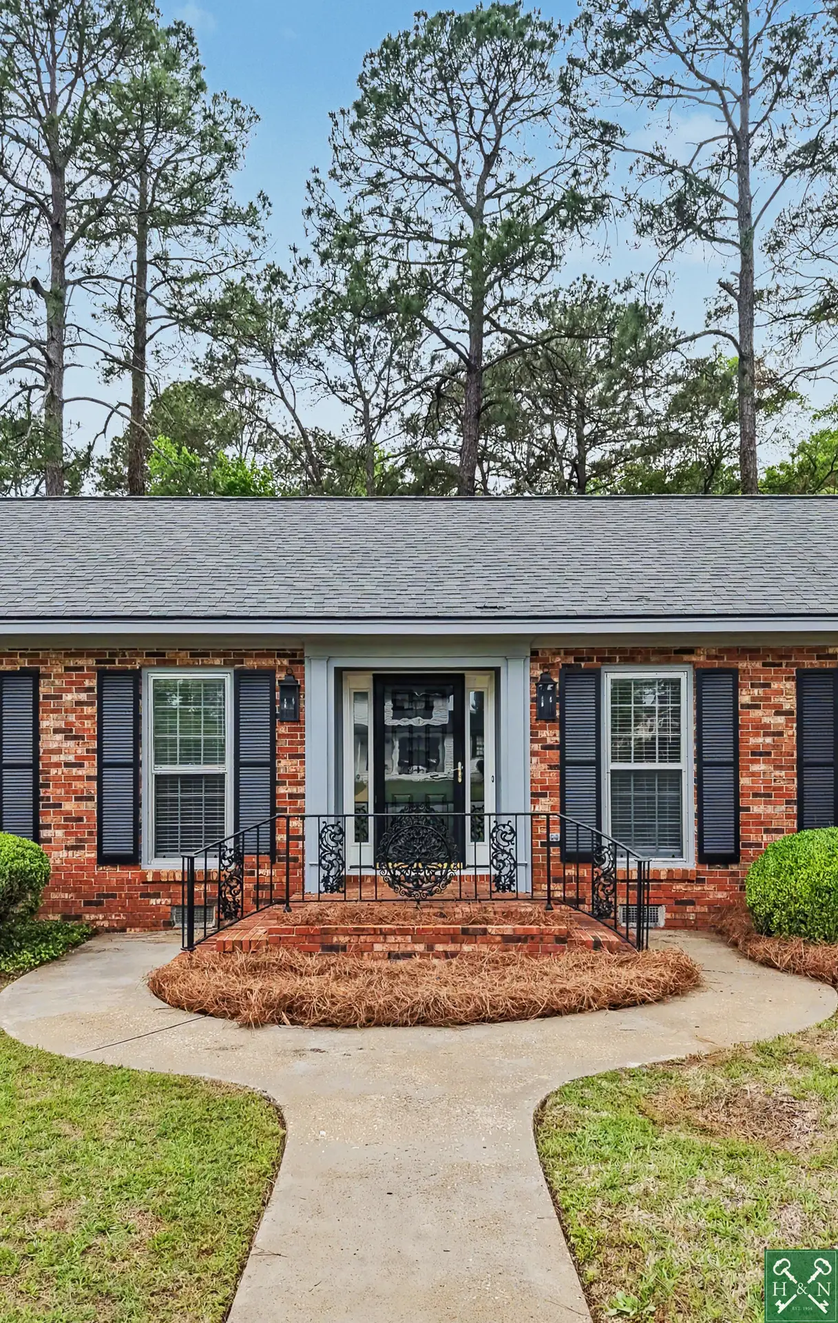 2304 Hawthorne Dr. Albany, Ga 31707