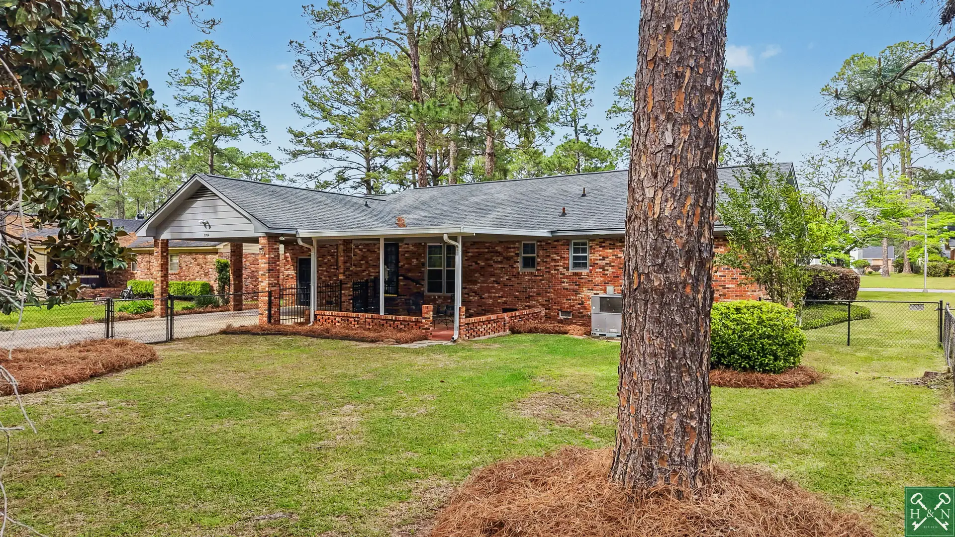 2304 Hawthorne Dr. Albany, Ga 31707