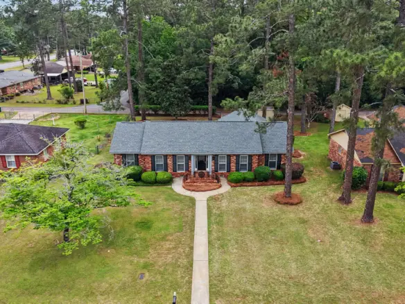 2304 Hawthorne Dr. Albany, Ga 31707