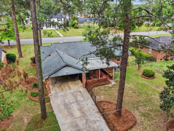 2304 Hawthorne Dr. Albany, Ga 31707