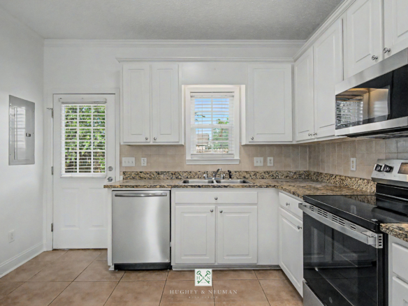 134 Laurelwood Ct. Leesburg, Ga 31763
