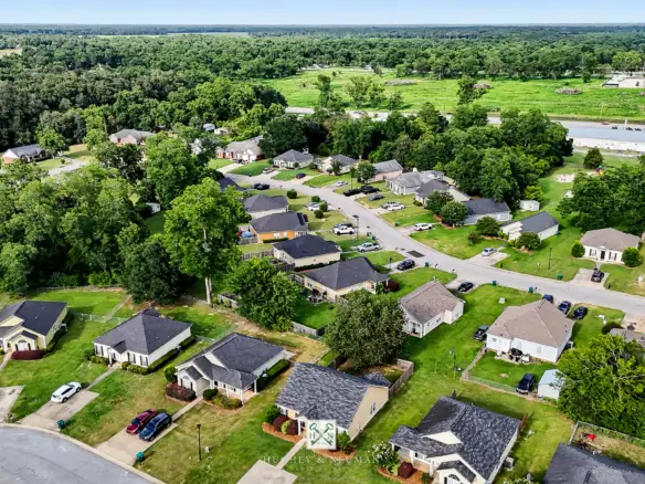 134 Laurelwood Ct. Leesburg, Ga 31763
