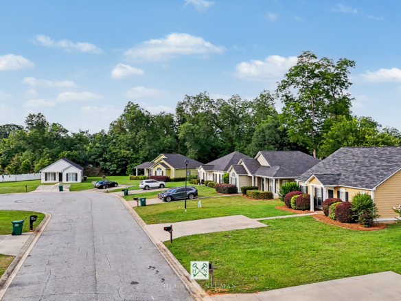 134 Laurelwood Ct. Leesburg, Ga 31763