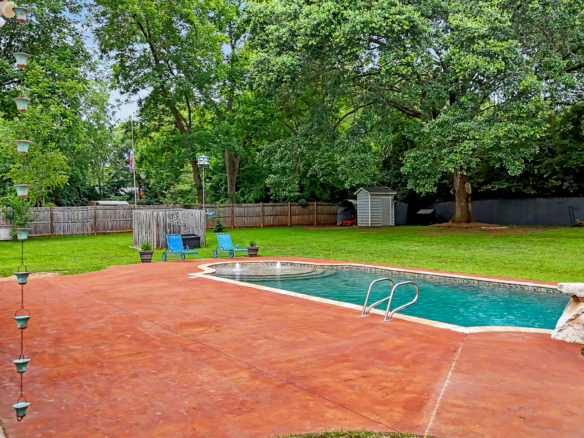 1908 Covey Rd. Albany, Ga 31721