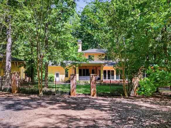 2403 Pendleton St. Albany, Ga 31721