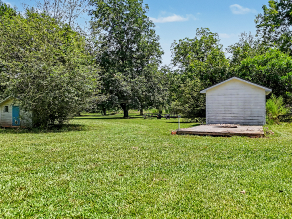 113 Hollis Bridge Ct. Leesburg, Ga 31763