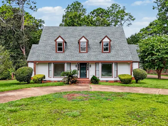 2513 W. Alberson Dr. Albany, Ga 31721