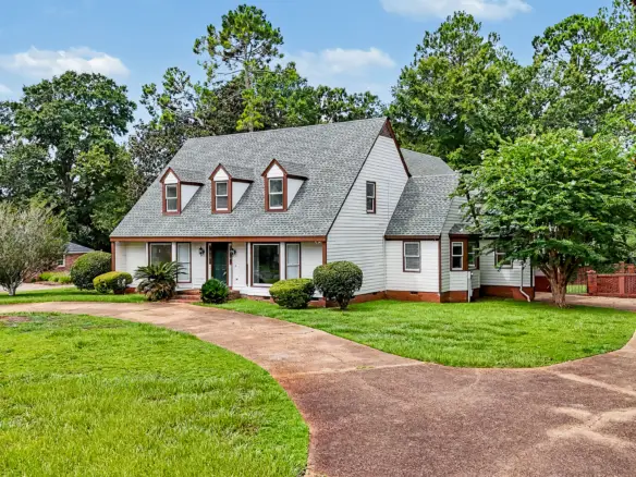 2513 W. Alberson Dr. Albany, Ga 31721