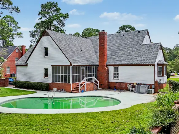 2513 W. Alberson Dr. Albany, Ga 31721