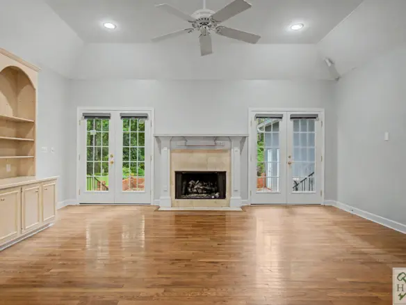 2713 W. Doublegate Dr. Albany, Ga 31721