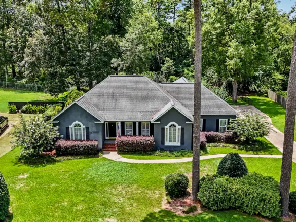 2713 W. Doublegate Dr. Albany, Ga 31721