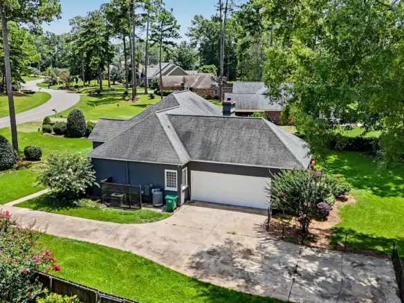 2713 W. Doublegate Dr. Albany, Ga 31721