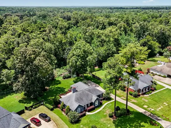 2713 W. Doublegate Dr. Albany, Ga 31721