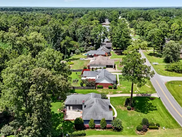 2713 W. Doublegate Dr. Albany, Ga 31721