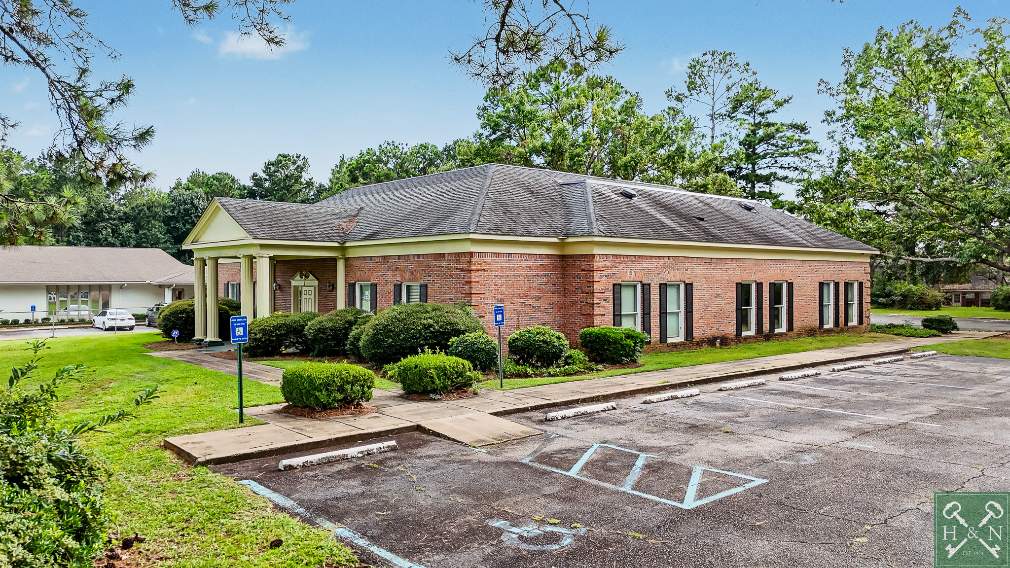 127 N. Westover Blvd. Albany, Ga 31721