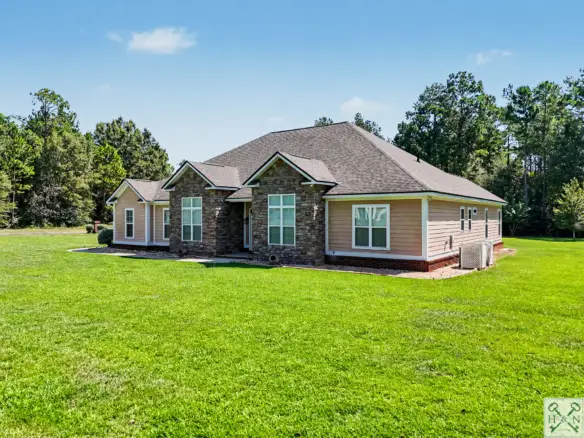 5128 Grandview Dr. Albany, Ga 31721