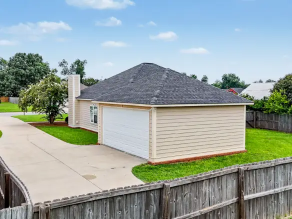 121 Chukar Ct. Leesburg, Ga 31763