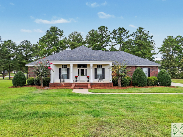 139 Wax Myrtle Dr. Albany, Ga 31721