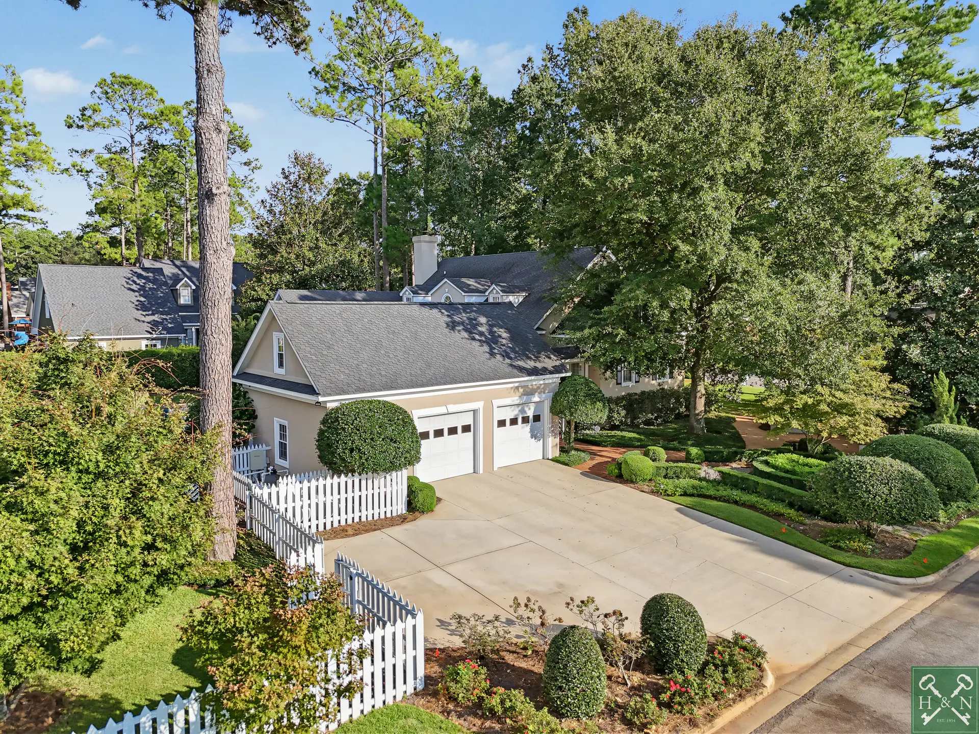 2617 Ridgewood Ln-147 2617 Ridgewood Ln. Albany, Ga 31707