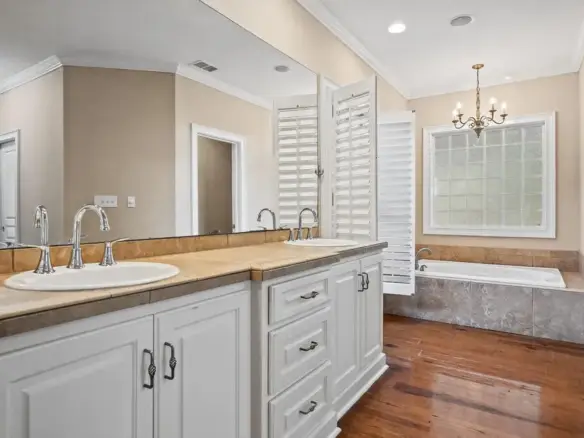 2175 McCall Ct., Albany, Ga 31721